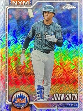 Topps Chrome Juan Soto Baseball Card - Refractor